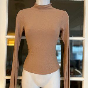 LNA Clothing, Women's Tan Ribbed Turtleneck, Size Extra Small, NWT